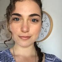 Kayley Toll .